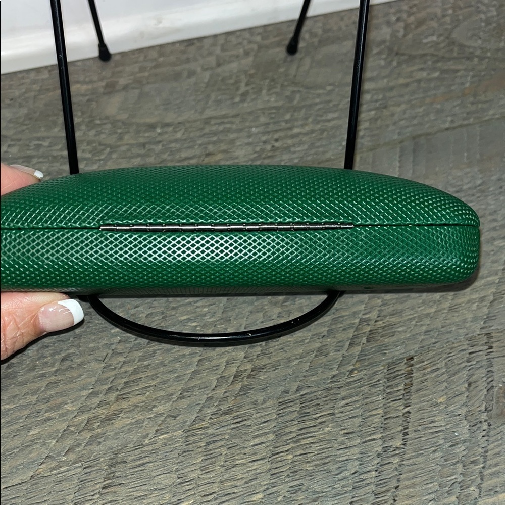Lacoste Green Hardshell Eyeglass Case - Picture 4 of 5